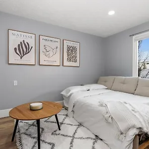 Elegant Boho Retreat - 8 Min To Wem Edmonton